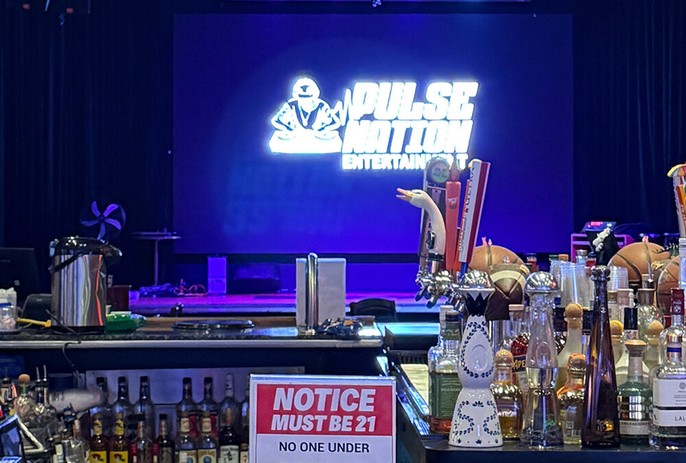 Why Live DJ Entertainment Is One of the Best Investments for Your Bar
